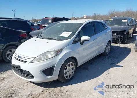 2013 Ford Fiesta S z USA, uszkodzony, nr VIN 3FADP4AJ2DM172177